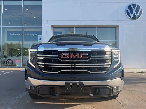 Used 2023 GMC Sierra 1500 SLT w/ SLT Premium Package AWD/4WD image 2