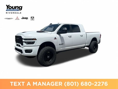 Used 2025 RAM 2500 Laramie AWD/4WD image 1