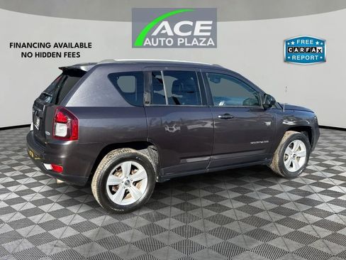 Used 2017 Jeep Compass Latitude image 5