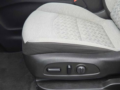 Certified 2023 Chevrolet Equinox LS w/ LS Convenience Package FWD image 24