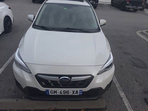 Used 2022 Subaru Crosstrek 2.5i Limited w/ Moonroof Package 2 image 4