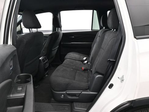 Used 2022 Honda Pilot Sport image 31