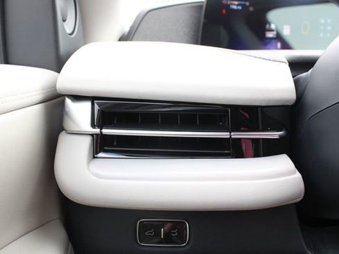 New 2026 Lincoln Navigator Reserve AWD/4WD image 52