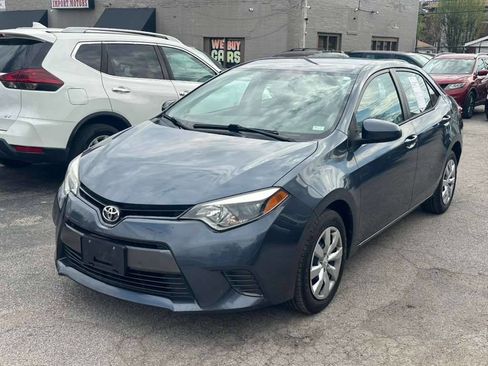 Used 2016 Toyota Corolla LE image 3