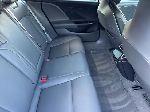 Used 2024 Lucid Air Touring image 37