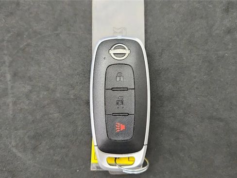 Used 2025 Nissan Kicks Play S FWD image 14