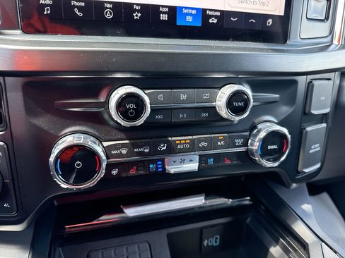 Used 2024 Ford F250 Lariat w/ Lariat Ultimate Package image 16