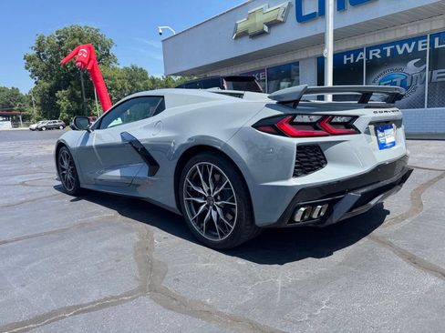 Used 2025 Chevrolet Corvette Stingray Preferred Conv w/ Z51 Performance Package RWD image 4