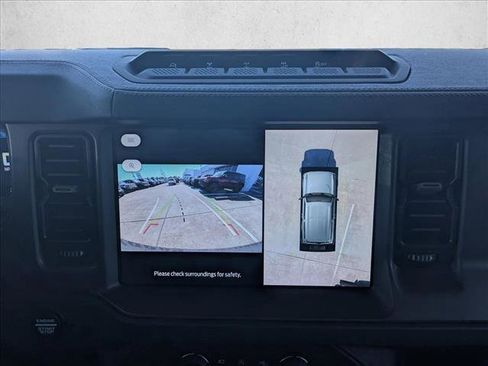 New 2025 Ford Bronco Badlands image 13