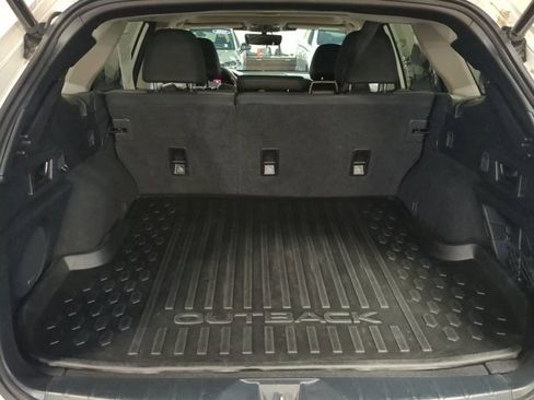 Used 2025 Subaru Outback Onyx Edition image 13