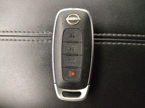 Used 2024 Nissan Sentra SV FWD image 32