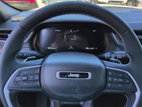 New 2025 Jeep Grand Cherokee Laredo X image 26