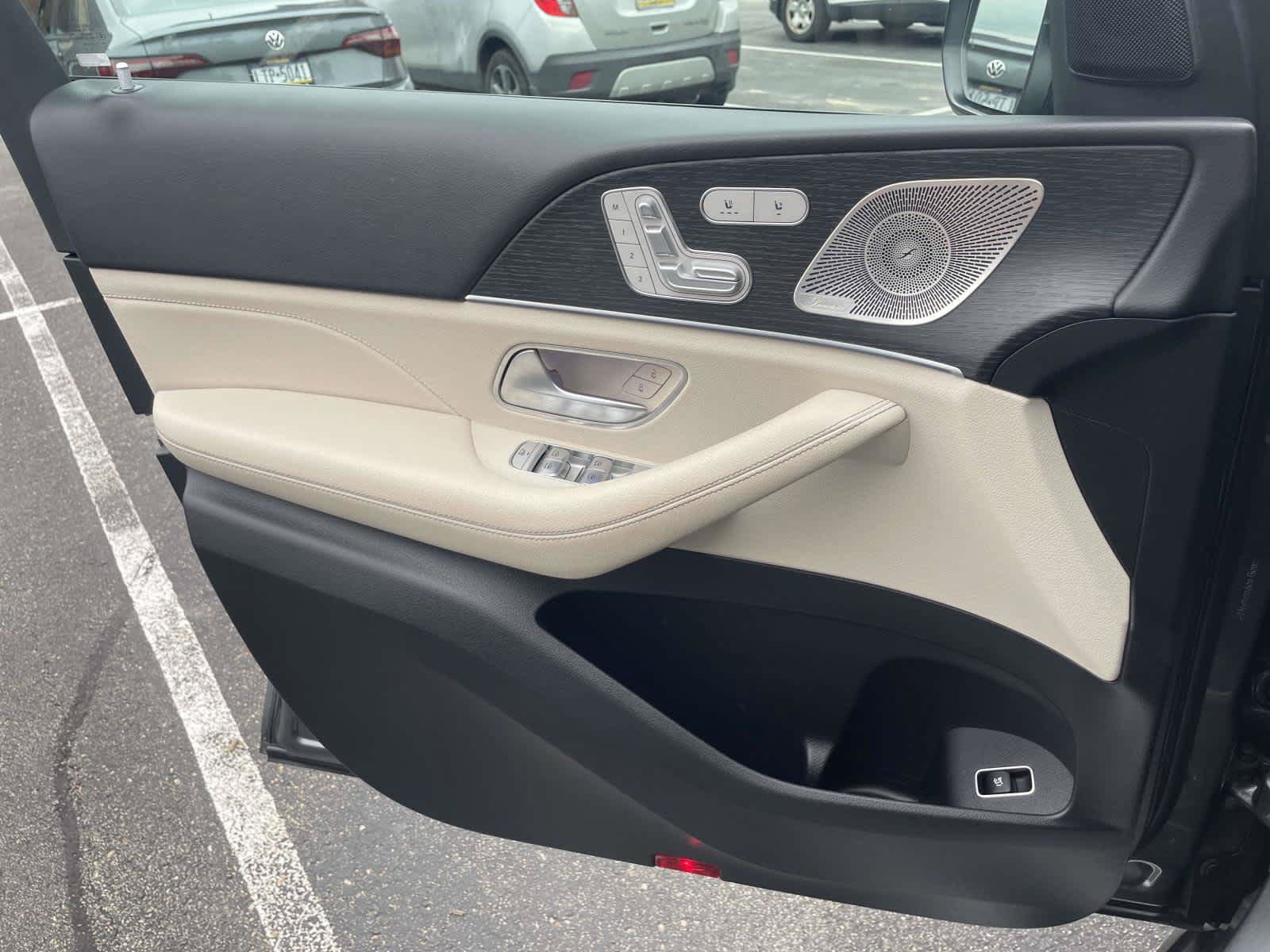 Used 2023 Mercedes-Benz GLE 450 4MATIC image 32