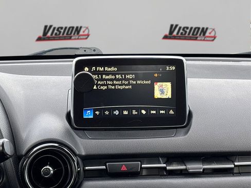 Used 2018 Toyota Yaris iA image 19