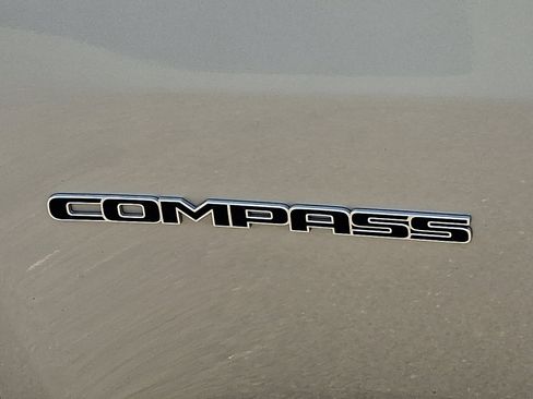 Certified 2023 Jeep Compass Limited AWD/4WD image 31