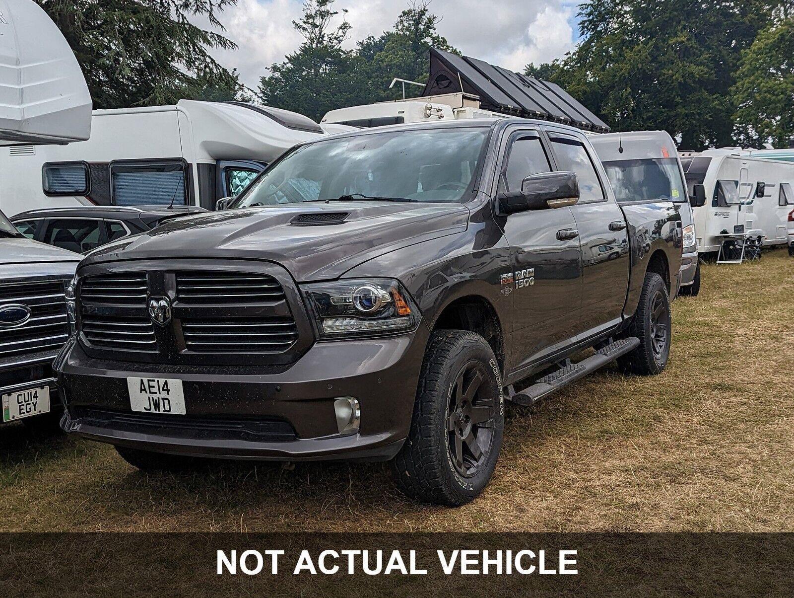 Used 2015 RAM 1500 Lone Star RWD image 2
