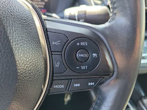 Used 2020 Toyota Corolla SE w/ Carpet Mat Package (TMS) FWD image 6