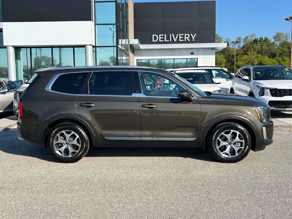Used 2021 Kia Telluride EX FWD image 31
