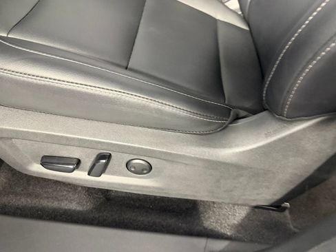 Used 2025 Nissan Murano SV FWD image 26