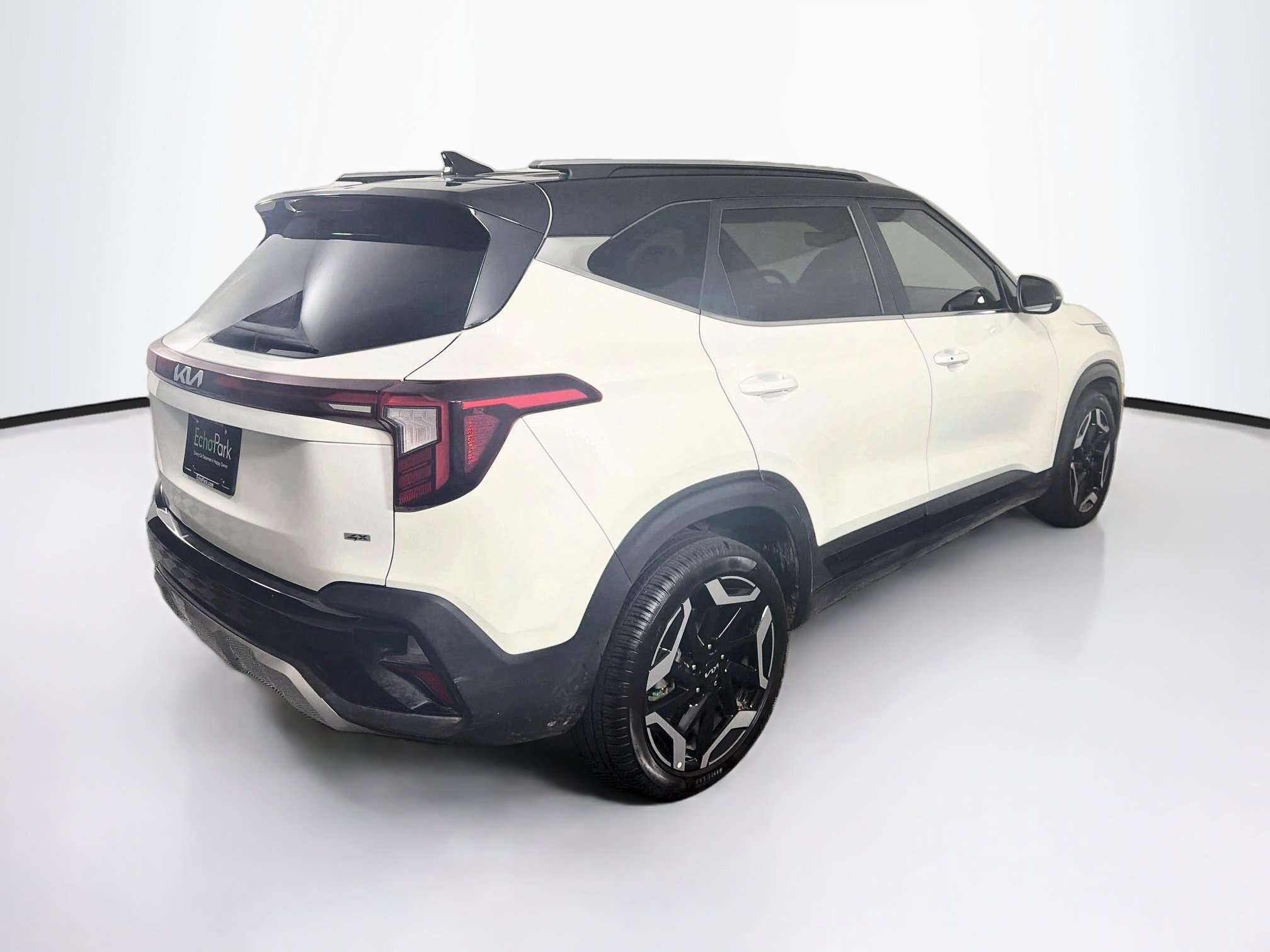 Used 2024 Kia Seltos SX AWD/4WD image 9