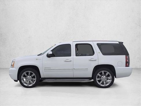 Used 2012 GMC Yukon Denali image 8