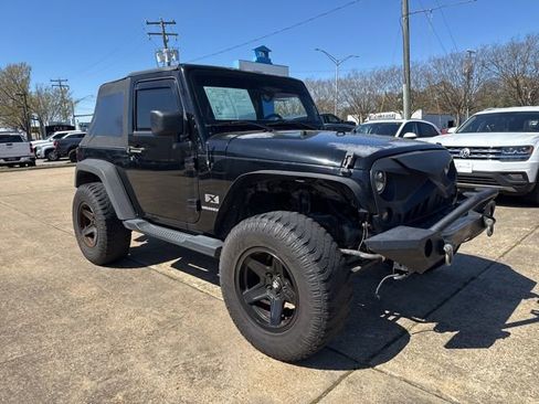 Used 2009 Jeep Wrangler X image 3