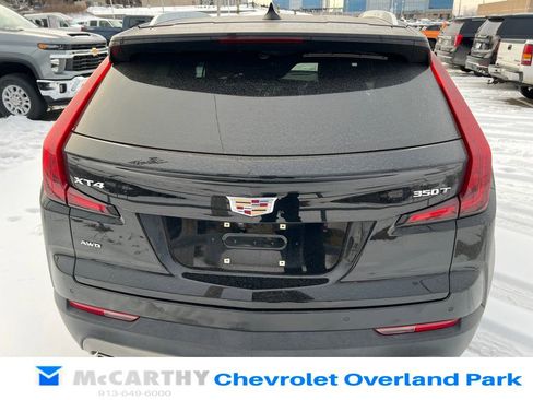 Used 2023 Cadillac XT4 Premium Luxury image 4