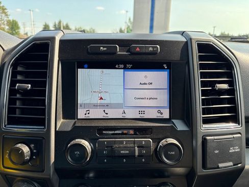 Used 2019 Ford F150 XLT w/ Equipment Group 302A Luxury AWD/4WD image 21