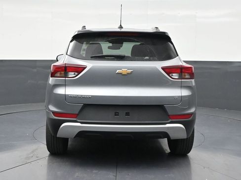Used 2023 Chevrolet TrailBlazer LT FWD image 4