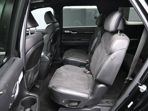 Used 2024 Hyundai Palisade Calligraphy image 22