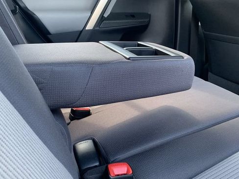 Used 2015 Toyota RAV4 XLE AWD/4WD image 37