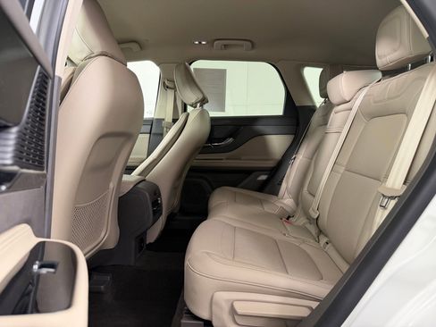 Used 2022 Lincoln Corsair AWD w/ Equipment Group 101A image 12