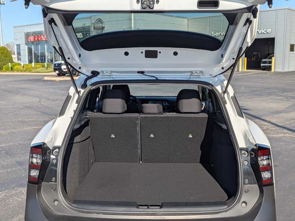 Used 2026 Nissan Kicks SV w/ Cold Weather Package AWD/4WD image 18