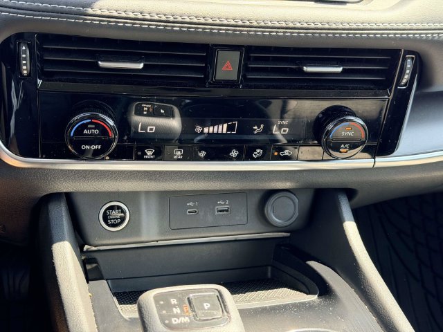 Used 2023 Nissan Rogue SV AWD/4WD image 21