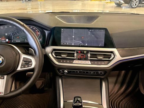 Used 2023 BMW 440i xDrive Convertible w/ Premium Package image 7