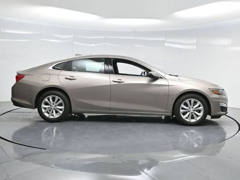 New 2024 Chevrolet Malibu LT FWD image 30