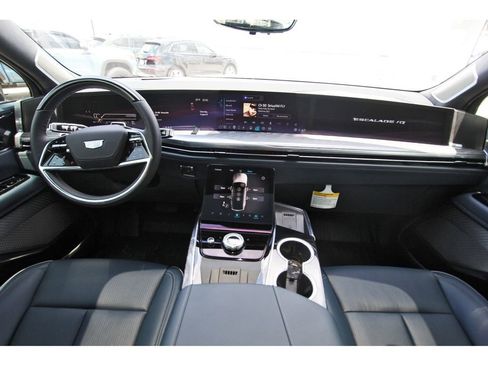 New 2026 Cadillac Escalade IQ Sport 2 w/ LPO, ONYX Package image 9