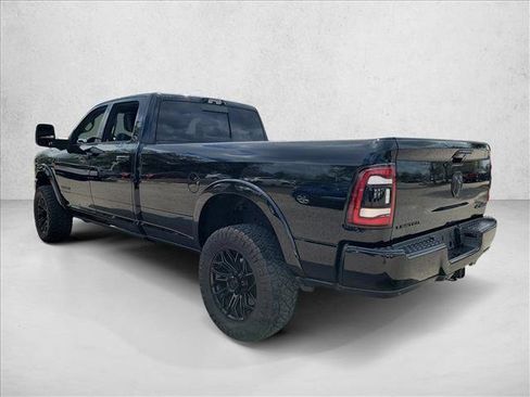 Used 2024 RAM 3500 Limited w/ Night Edition AWD/4WD image 7