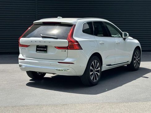 Used 2023 Volvo XC60 B5 Plus AWD/4WD image 5