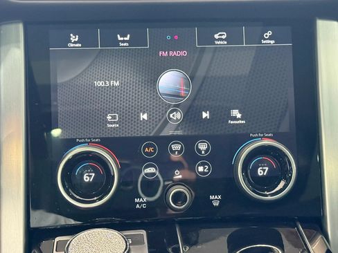 Used 2020 Land Rover Range Rover HSE AWD/4WD image 32