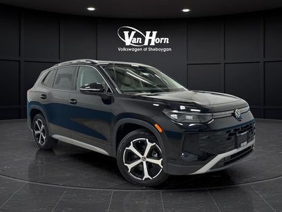 Used 2025 Volkswagen Tiguan SE