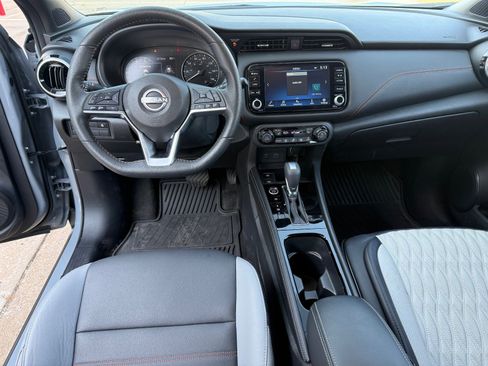 Used 2024 Nissan Kicks SR w/ SR Premium Package image 12