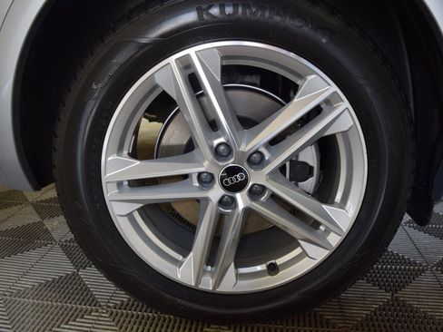 New 2025 Audi Q5 e Premium Plus image 11