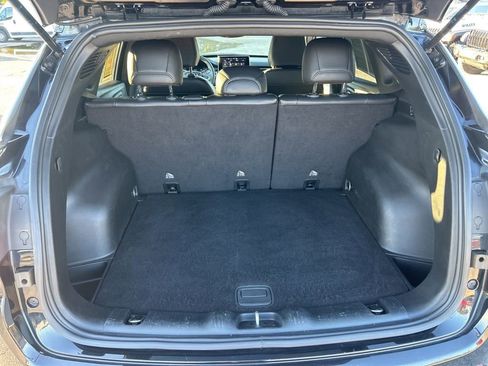 Used 2024 Jeep Compass Latitude image 29