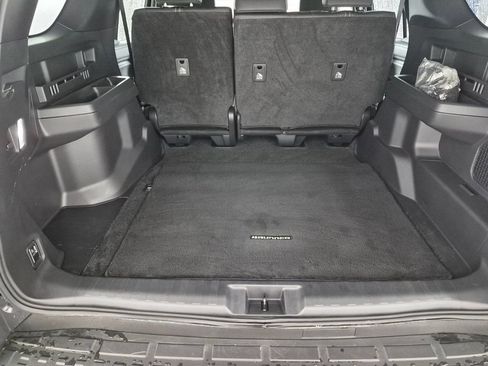 Used 2025 Toyota 4Runner Limited AWD/4WD image 26
