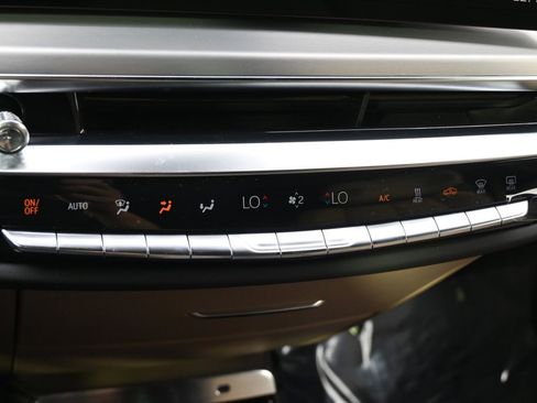 New 2025 Cadillac Lyriq Luxury image 29