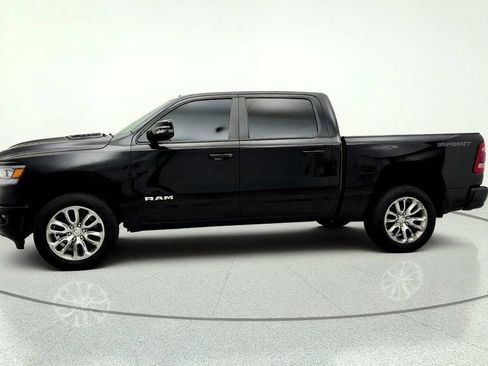 Used 2023 RAM 1500 Laramie AWD/4WD image 8