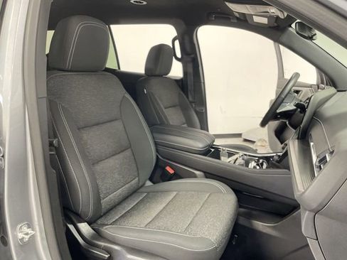 Certified 2025 Chevrolet Traverse LT image 27