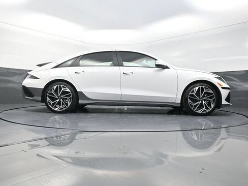 New 2025 Hyundai Ioniq 6 SEL AWD/4WD image 36