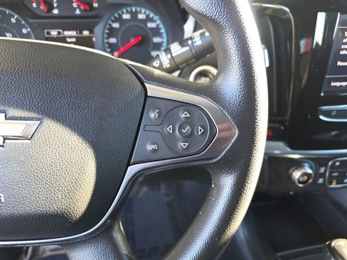 Used 2020 Chevrolet Traverse LS image 28